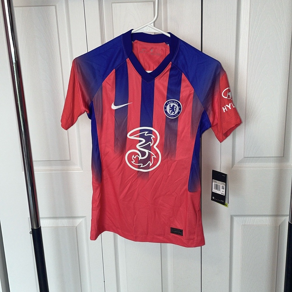 NWT Nike Chelsea Football Club Jersey XS